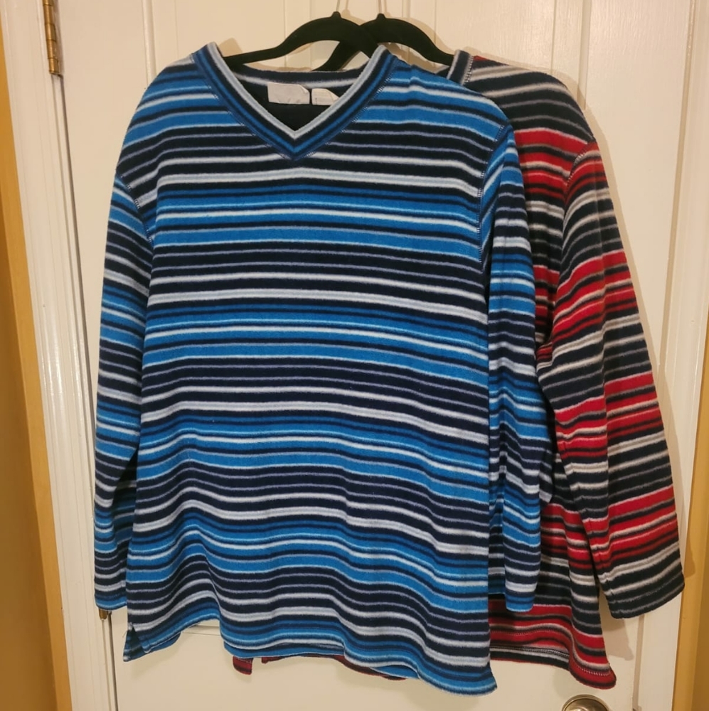 VTG 90's Comfy Fleece Tops Lot of 2 Blue & Red Basic Edition EUC size XL